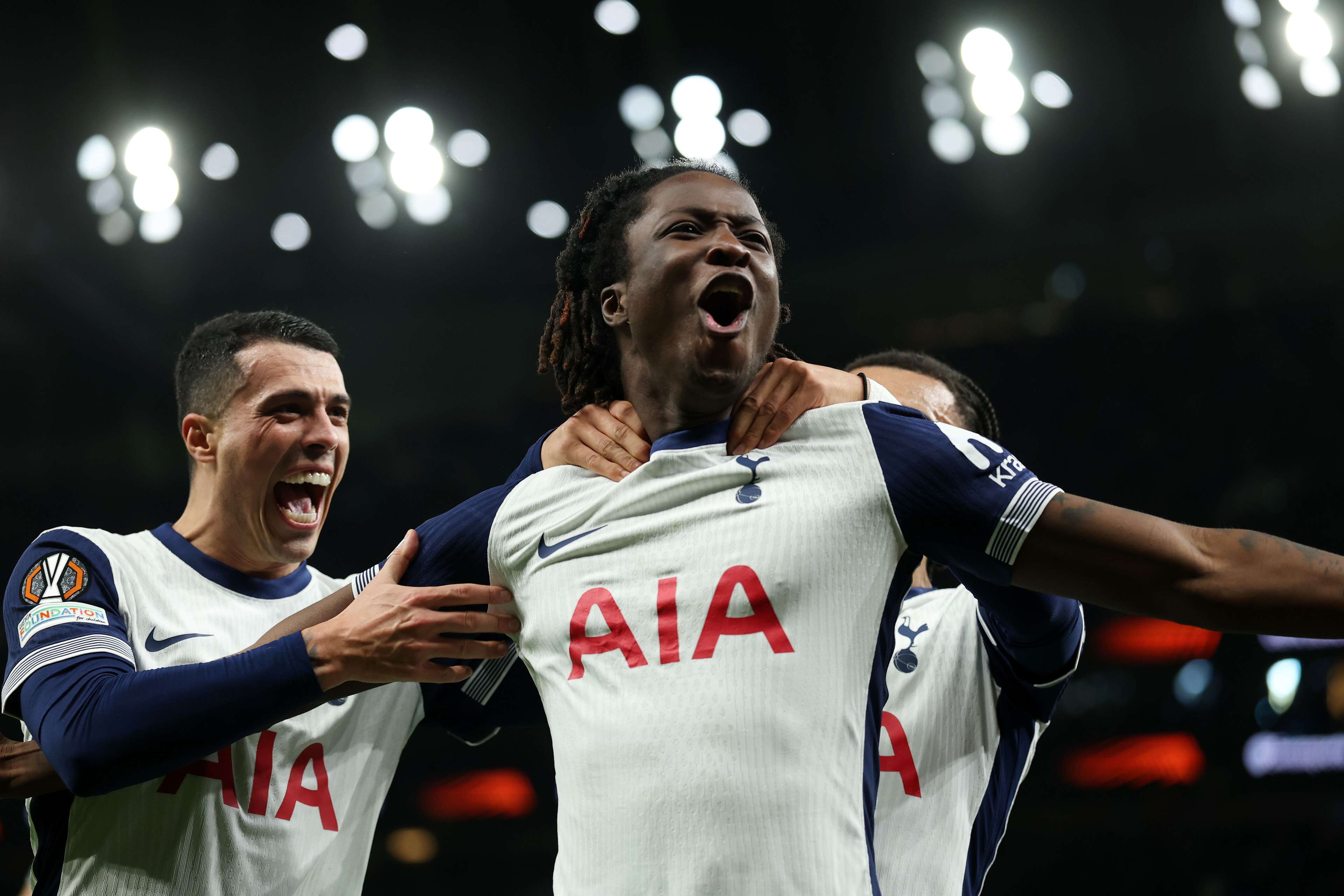 正在全力以 正在全力以